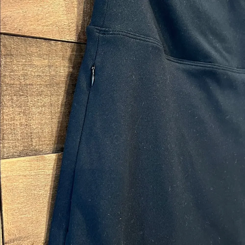 Betabrand Women's Ponte Mini Skort Shorts Attached in Black - Picture 4 of 9